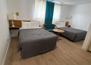 Lake-Vu Motel hotel thumbnail 5
