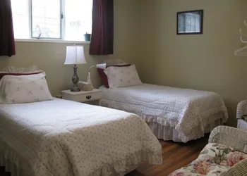 Country Comfort Bed & Breakfast hotel thumbnail 7