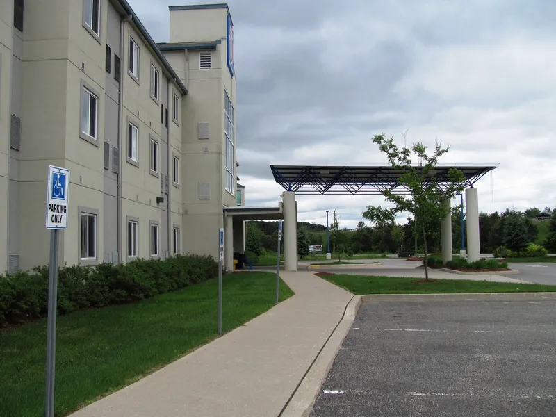 Motel 6 Huntsville, ON hotel detail image 2