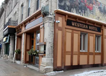 Western Hotel & Executive Suites hotel thumbnail 5