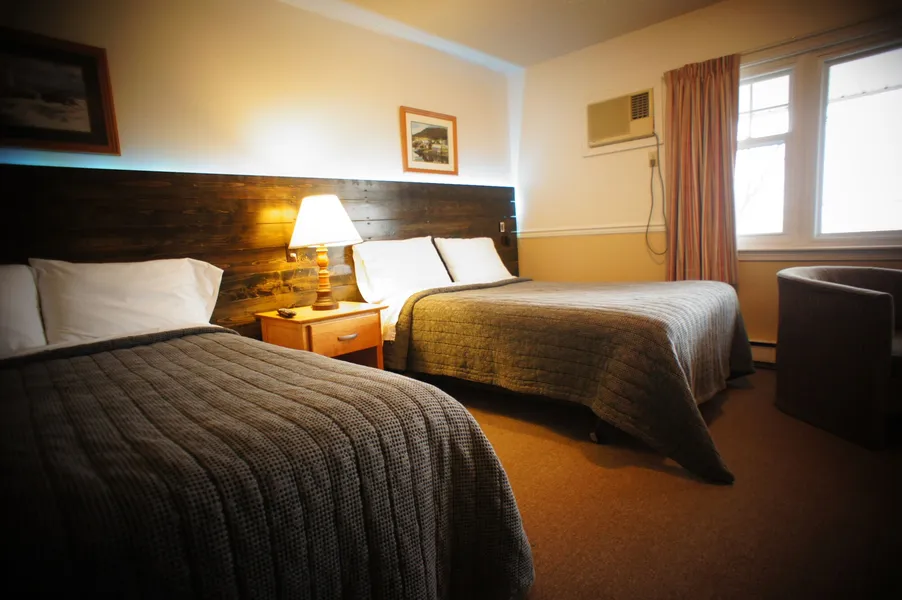 Silverwood Inn & Suites hotel detail image 6