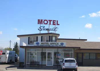 Sunset Motel hotel thumbnail 4