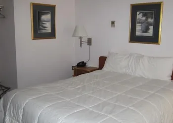 Clearwater Country Inn & RV Park hotel thumbnail 4