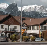 Basecamp Lodge Canmore hotel detail image 4