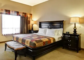 Canalta Hotel Camrose hotel thumbnail 8