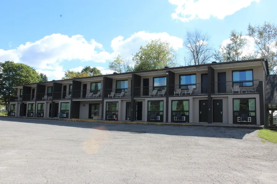 Bancroft Inn & Suites hotel detail image 2