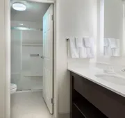 Residence Inn by Marriott Savannah Midtown hotel detail image 3