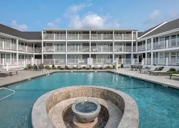 Pelham House Resort hotel thumbnail 2