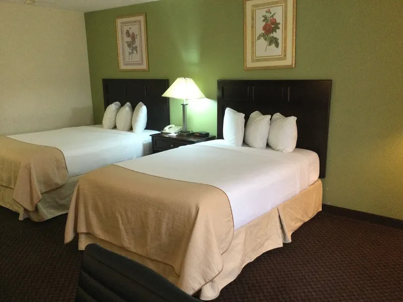 Baymont by Wyndham Battle Creek Downtown hotel detail image 6