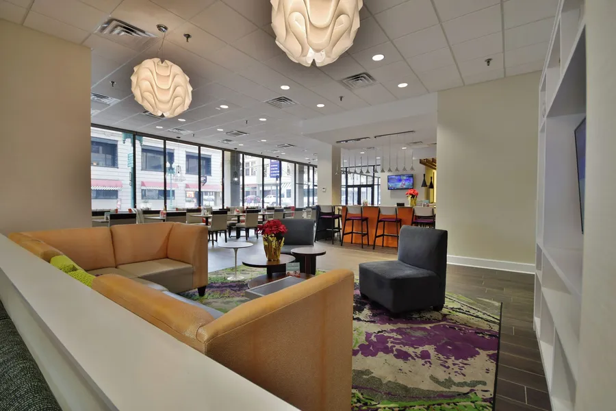 Holiday Inn Downtown Memphis by IHG hotel detail image 6