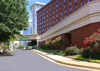 Holiday Inn Arlington at Ballston By IHG hotel thumbnail 4