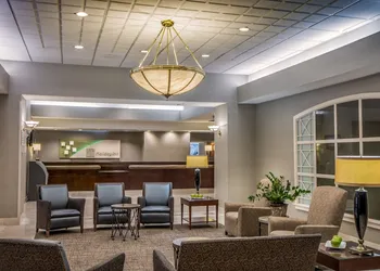 Holiday Inn Arlington at Ballston By IHG hotel thumbnail 7