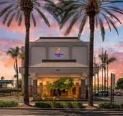 Comfort Inn Anaheim Resort hotel detail image 4