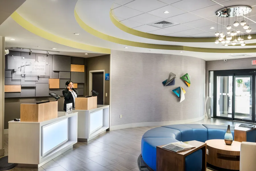 Holiday Inn Express & Suites Lakeland South by IHG hotel detail image 2
