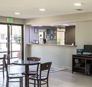 Mockingbird Inn & Suites hotel detail image 4
