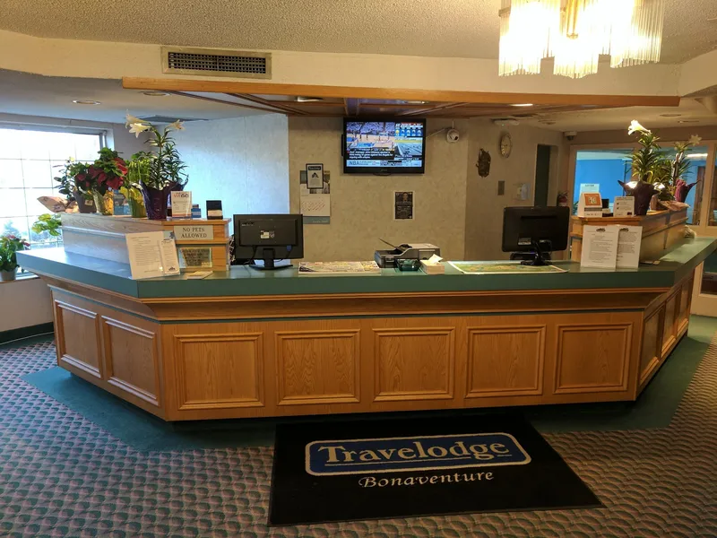 Travelodge by Wyndham Niagara Falls Bonaventure hotel detail image 2