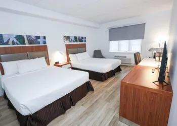 Travelodge by Wyndham Niagara Falls Bonaventure hotel thumbnail 4