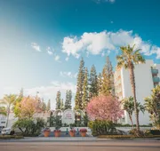 Howard Johnson by Wyndham Anaheim Hotel and Water Playground hotel detail image 4