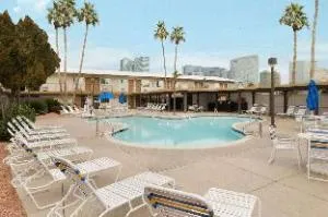 Days Inn by Wyndham Las Vegas At Wild Wild West hotel thumbnail 2