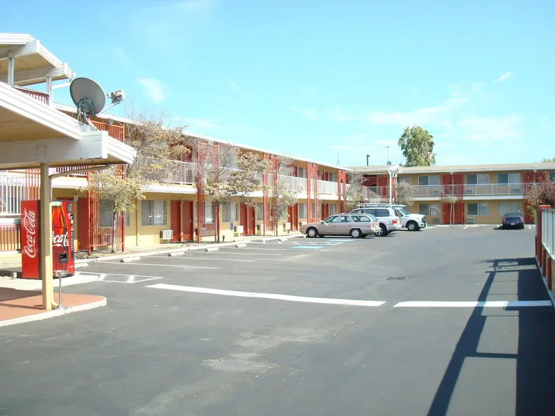 Heritage Inn hotel detail image 2
