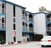 Travelodge by Wyndham Long Beach Convention Center hotel detail image 5