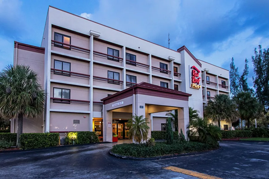 Red Roof Inn PLUS+ Miami Airport hotel detail image 6