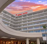 The Beverly Hilton hotel detail image 4
