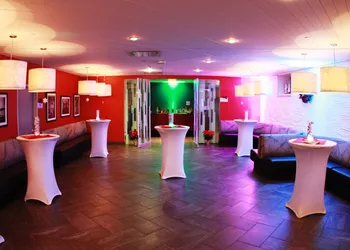 Crowne Plaza JFK Airport New York City an IHG Hotel hotel thumbnail 5