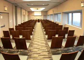 Crowne Plaza JFK Airport New York City an IHG Hotel hotel thumbnail 7