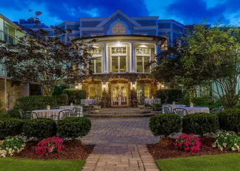 Olde Mill Inn hotel thumbnail 3