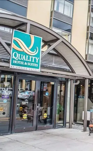 Quality Hotel & Suites At The Falls hotel detail image 6