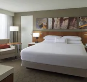 Delta Hotels by Marriott Toronto Airport & Conference Centre hotel detail image 7