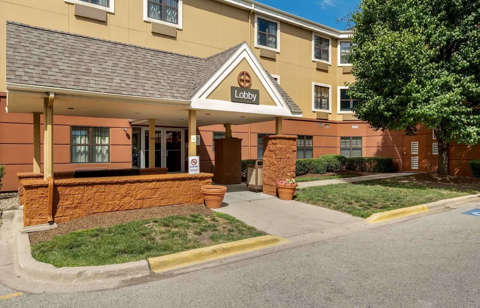 Extended Stay America Suites Chicago Gurnee hotel detail image 2