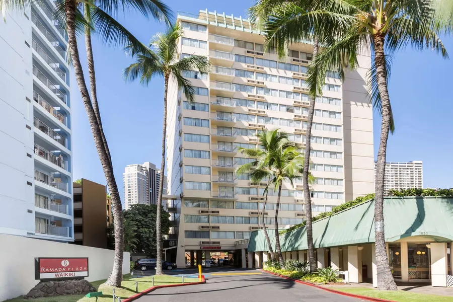 Ramada Plaza by Wyndham Waikiki hotel detail image 2