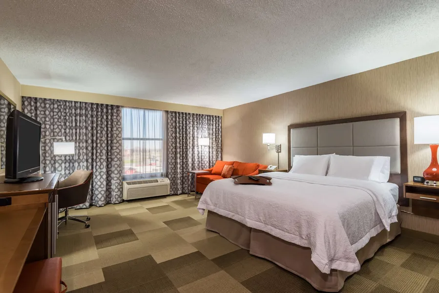 Hampton Inn Buffalo-Airport / Galleria Mall hotel detail image 6