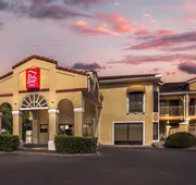Red Roof Inn Franklin, TN hotel detail image 3