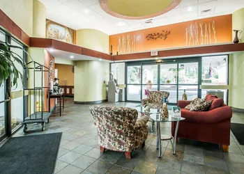 Quality Inn & Suites Kansas City I-435n Near Sports Complex hotel thumbnail 5