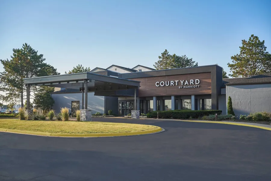 Courtyard by Marriott Chicago Wood Dale hotel detail image 2