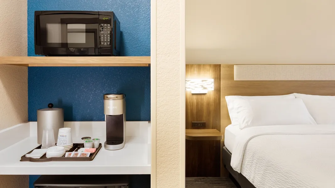 Holiday Inn Express & Suites Chatsworth by IHG hotel detail image 6