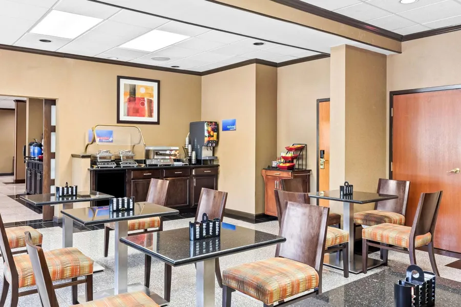 Best Western Gwinnett Center Hotel hotel detail image 6