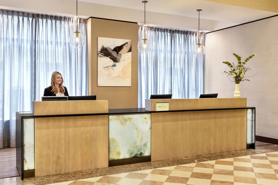 Crowne Plaza Cleveland at Playhouse Square by IHG hotel detail image 2