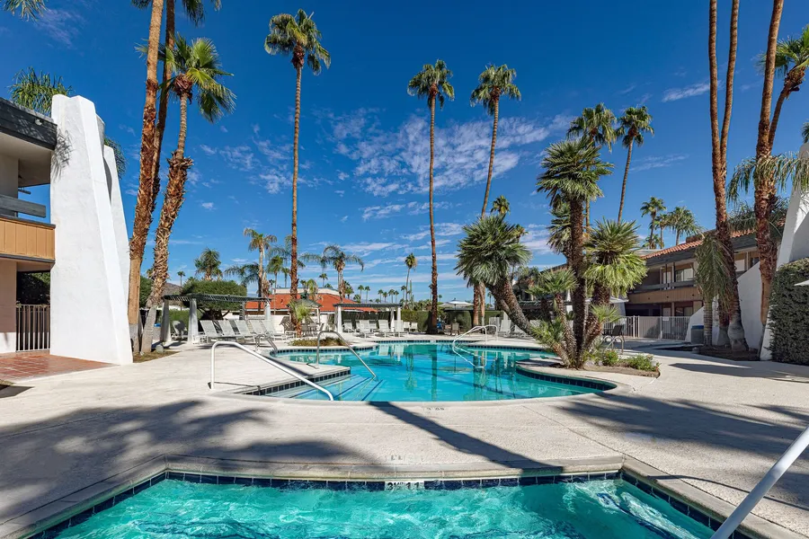 Travelodge by Wyndham Palm Springs hotel detail image 2