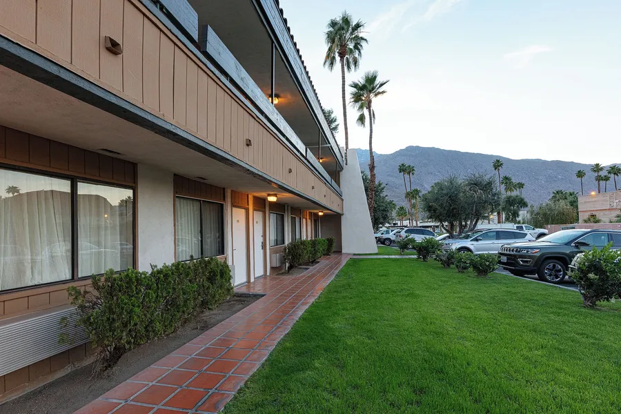 Travelodge by Wyndham Palm Springs hotel detail image 6