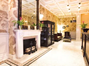 Hotel Wales hotel thumbnail 3