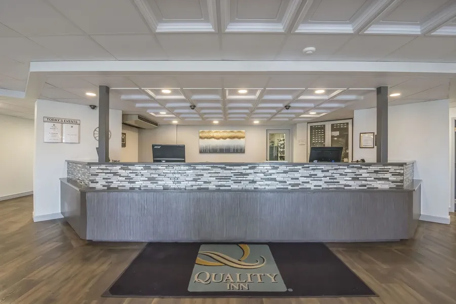 Quality Inn West Edmonton hotel detail image 6