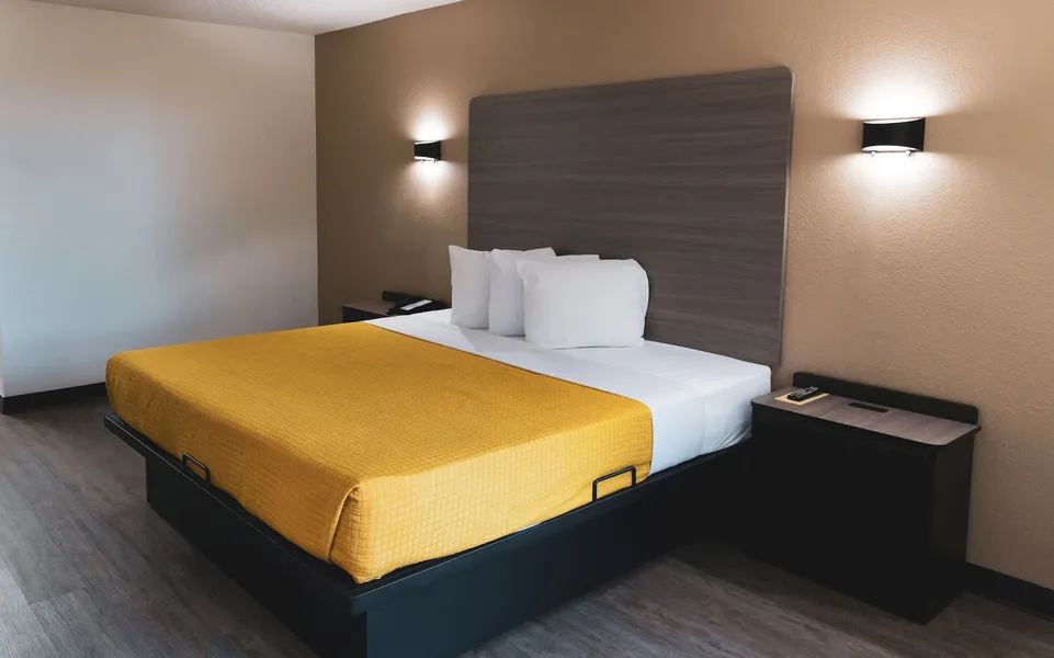 Express Inn & Suites hotel detail image 6