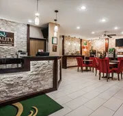 Quality Inn & Suites Des Moines Airport hotel detail image 4
