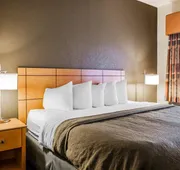 Quality Inn & Suites Des Moines Airport hotel detail image 7
