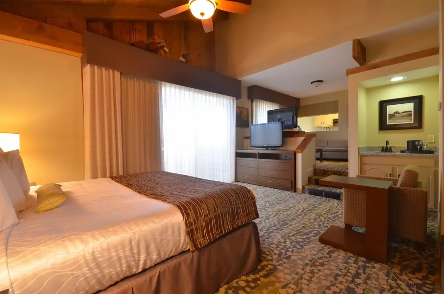 Best Western The Inn & Suites Pacific Grove hotel detail image 6