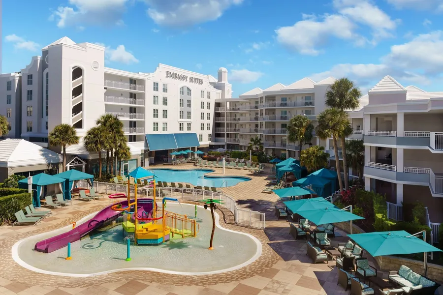 Embassy Suites by Hilton Orlando Lake Buena Vista Resort hotel detail image 2